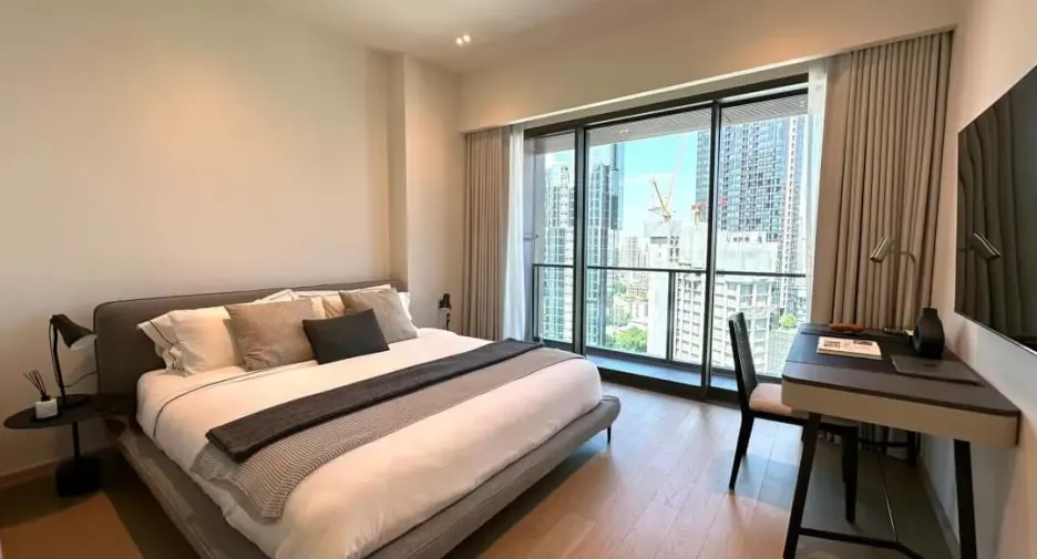 For sale 1 bed condo in Khlong Toei, Bangkok