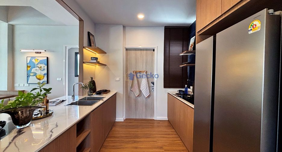 Casa en venta de 4 habitaciones en Bang Lamung, Chonburi