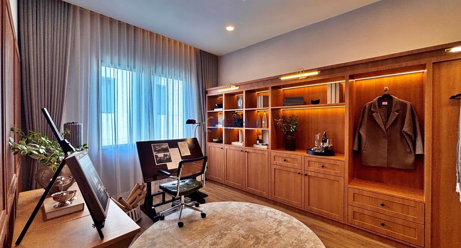 Casa en venta de 4 habitaciones en Bang Lamung, Chonburi