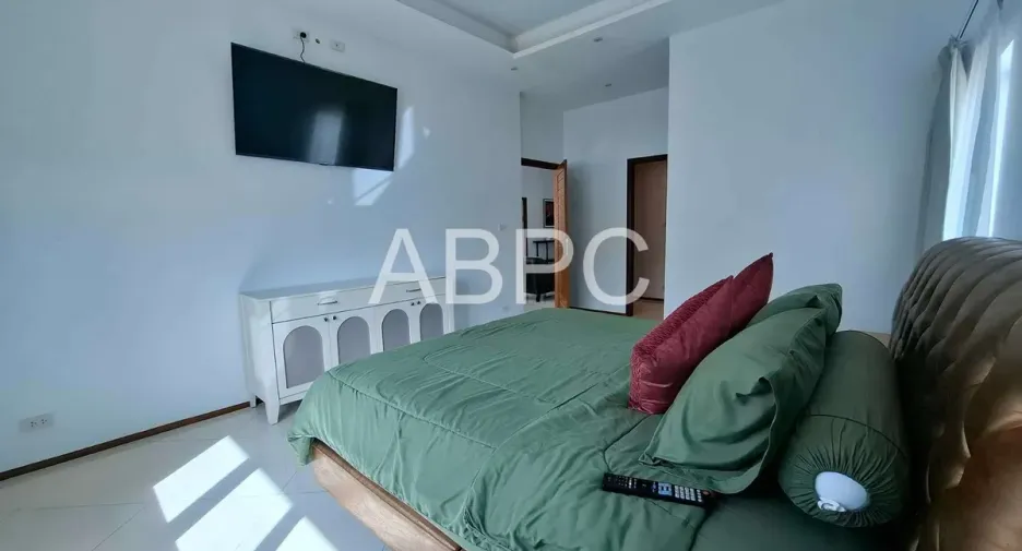 For rent 3 bedrooms house in East Pattaya, Pattaya