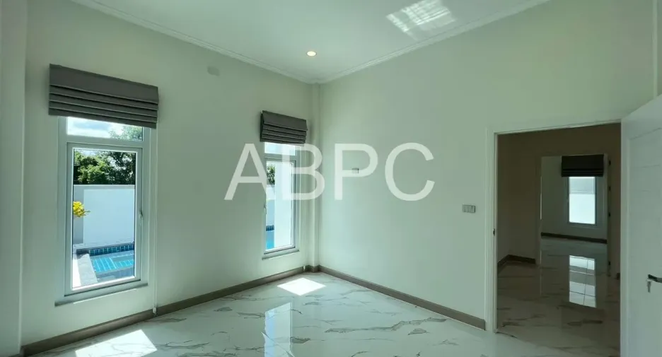 For rent and for sale 3 bedrooms house in Bang Lamung, Chonburi