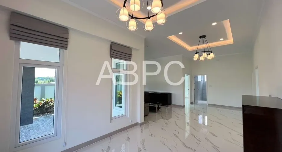 For rent and for sale 3 bedrooms house in Bang Lamung, Chonburi