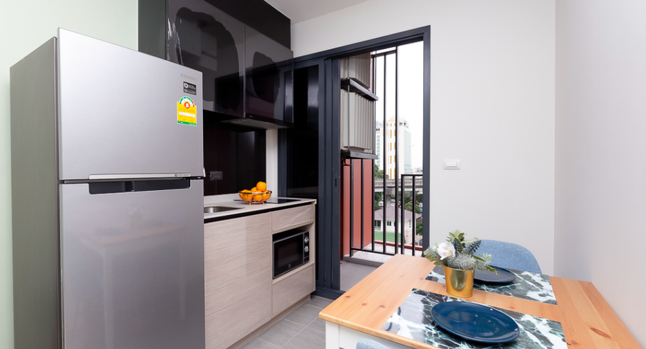 À vendre 1 chambre condo à Bang Kapi, Bangkok