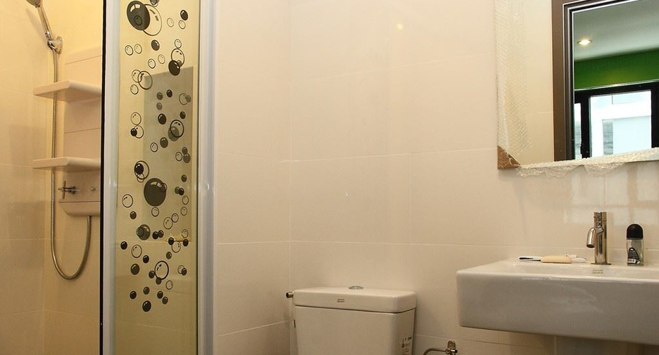 For sale 1 bed condo in Watthana, Bangkok