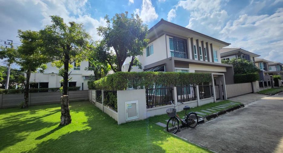 Casa en alquiler de 3 habitaciones en Don Mueang, Bangkok
