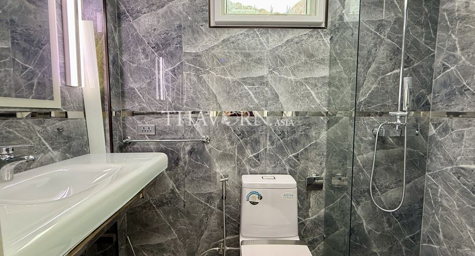 For sale 3 ベッドルーム house in Bang Lamung, Chonburi
