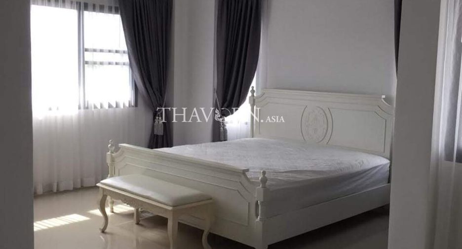 For sale 4 bedrooms house in Bang Lamung, Chonburi