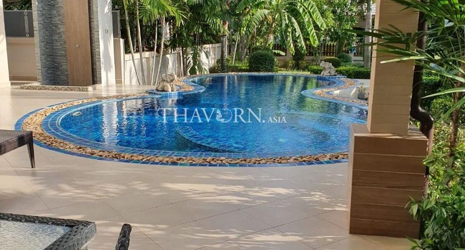 For sale 4 bedrooms house in Bang Lamung, Chonburi