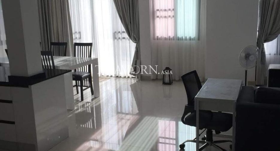 For sale 4 bedrooms house in Bang Lamung, Chonburi