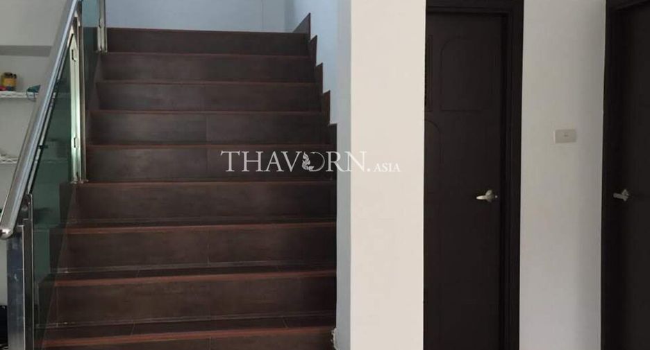 For sale 4 bedrooms house in Bang Lamung, Chonburi