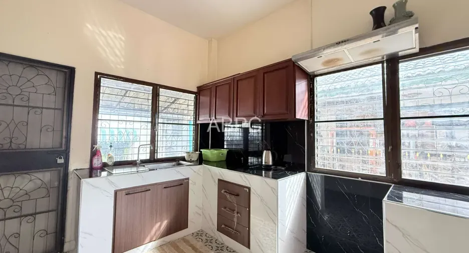 For rent and for sale 3 bedrooms house in Bang Lamung, Chonburi