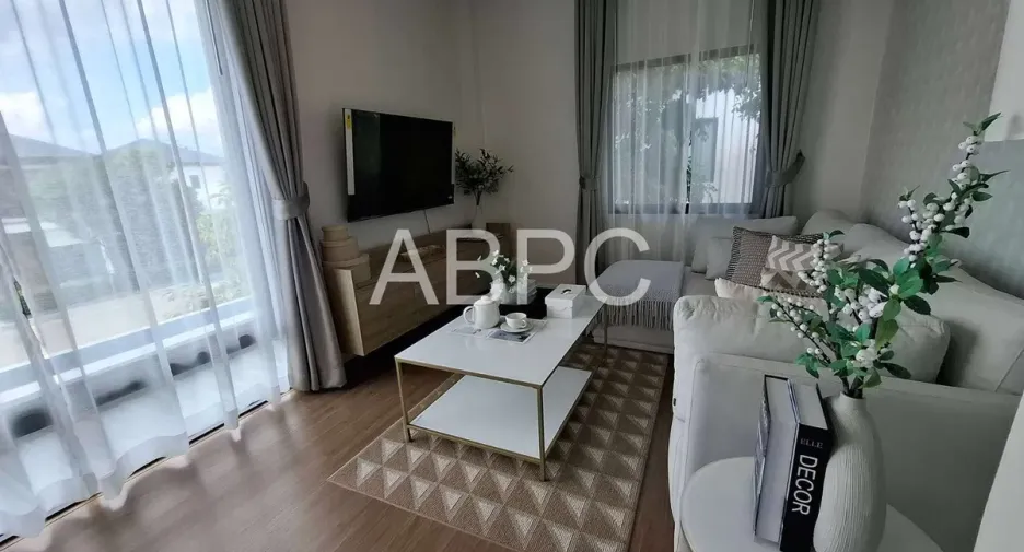 For rent and for sale 4 bedrooms house in Bang Lamung, Chonburi