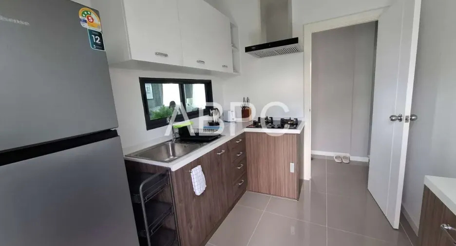 For rent and for sale 4 bedrooms house in Bang Lamung, Chonburi