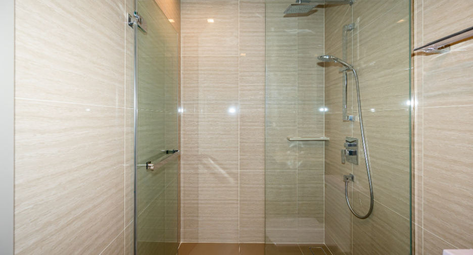 For sale 1 bed condo in Huai Khwang, Bangkok