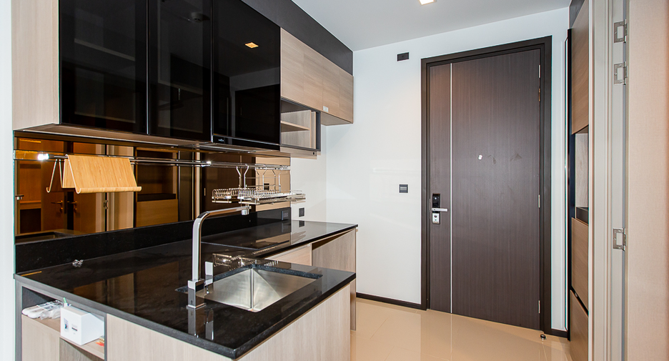 For sale 1 bed condo in Huai Khwang, Bangkok