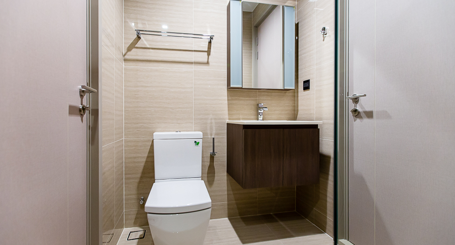 For sale 1 bed condo in Huai Khwang, Bangkok