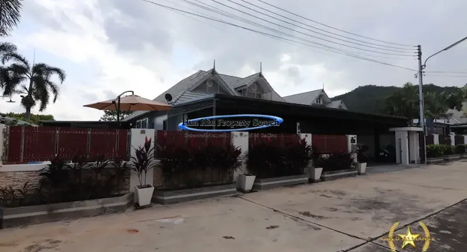 For sale 3 bedrooms house in Hua Hin, Prachuap Khiri Khan