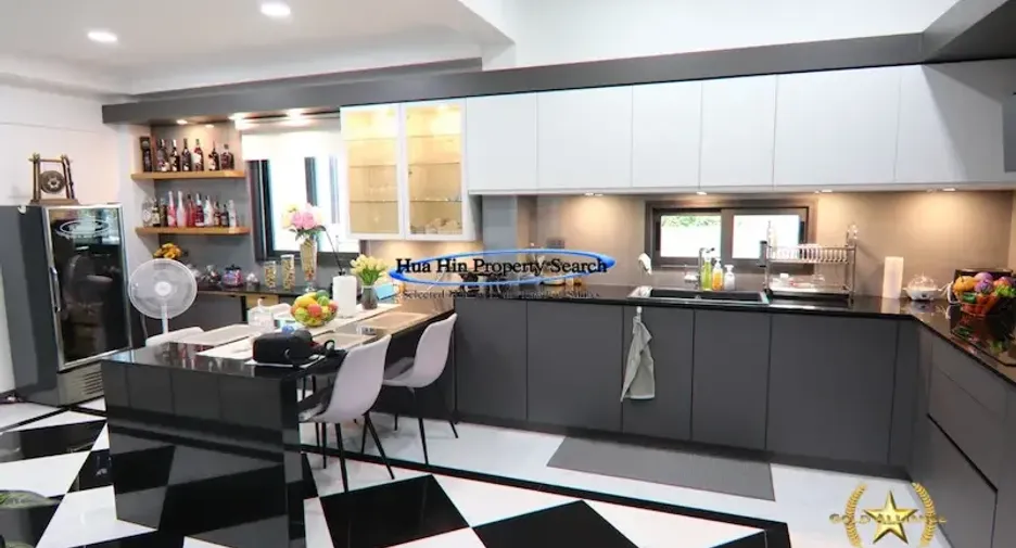 For sale 3 bedrooms house in Hua Hin, Prachuap Khiri Khan