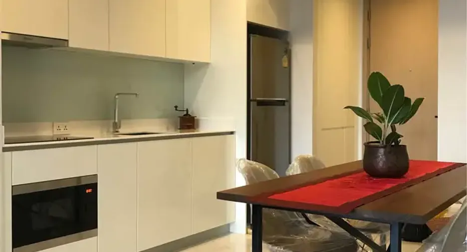 For rent 2 bedrooms condo in Watthana, Bangkok