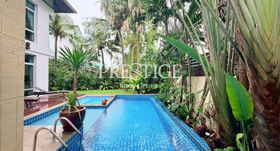 For sale 4 bedrooms house in Sattahip, Chonburi