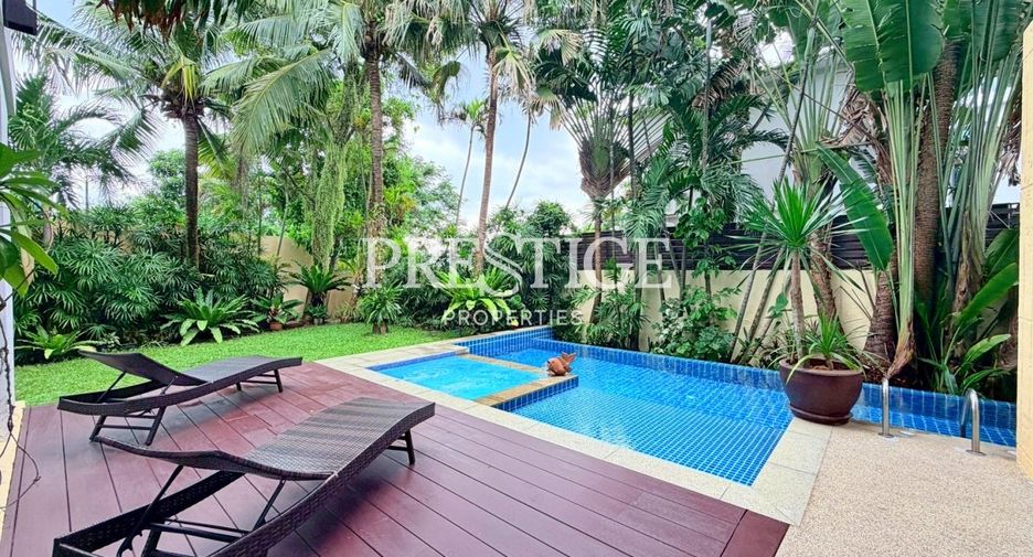 For sale 4 bedrooms house in Sattahip, Chonburi