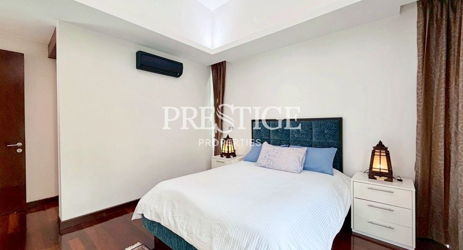 For sale 4 bedrooms house in Sattahip, Chonburi