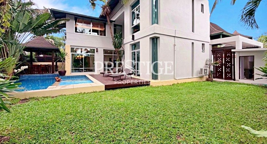For sale 4 bedrooms house in Sattahip, Chonburi