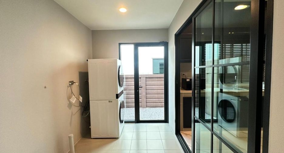 For rent 4 bedrooms house in Bang Phli, Samut Prakan