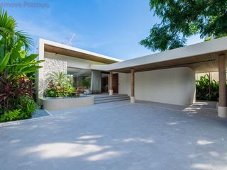 For rent 3 bedrooms house in Na Jomtien, Pattaya