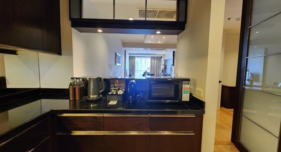 Condo en alquiler de 1 habitaciones en Khlong Toei, Bangkok
