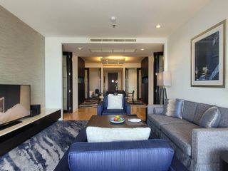 Condo en alquiler de 3 habitaciones en Khlong Toei, Bangkok