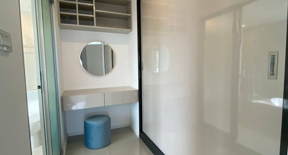 For sale 3 bedrooms condo in Bang Lamung, Chonburi