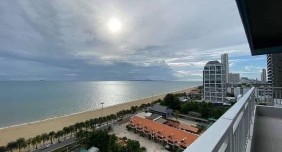 For sale 3 bedrooms condo in Bang Lamung, Chonburi