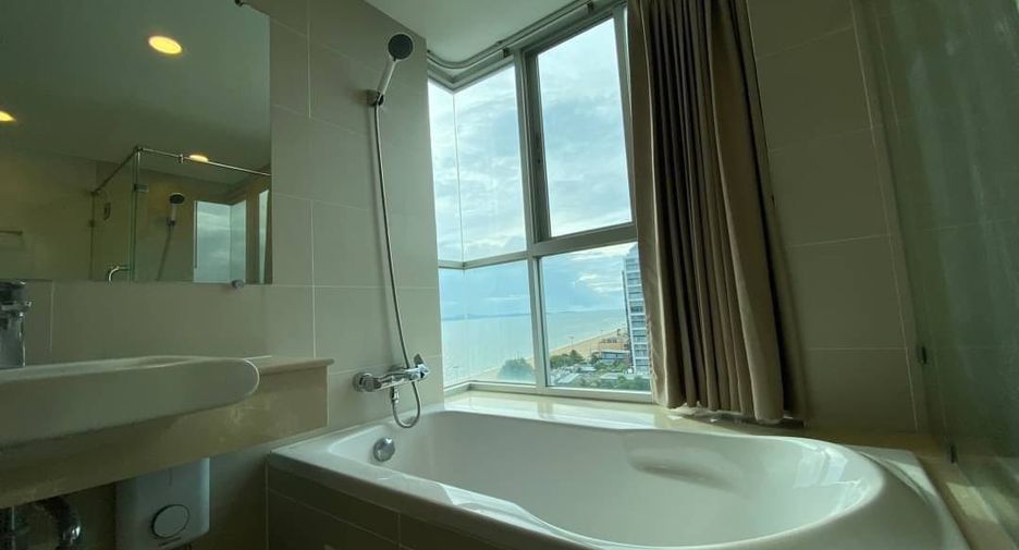For sale 3 bedrooms condo in Bang Lamung, Chonburi