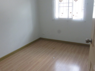 Casa adosada en venta de 3 habitaciones en Pluak Daeng, Rayong