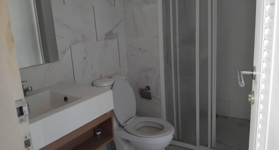 For sale 1 bed condo in Bang Khen, Bangkok
