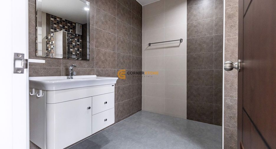 For sale 3 bedrooms house in East Pattaya, Pattaya
