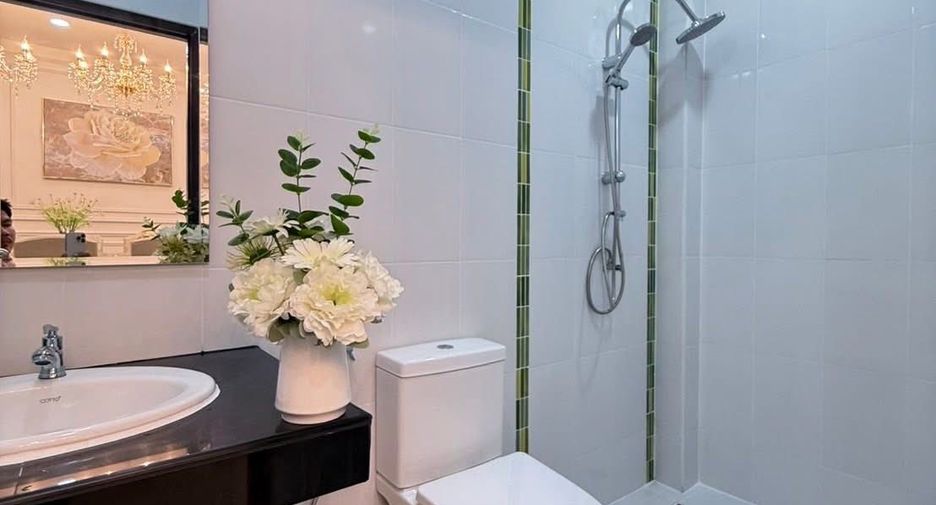 Haus zum Kauf mit 2 Zimmer in Bang Lamung, Chonburi