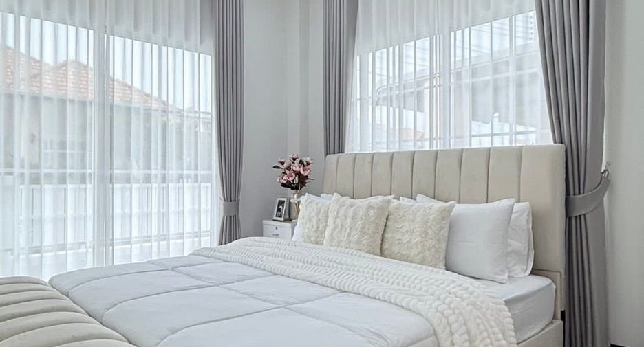 Haus zum Kauf mit 2 Zimmer in Bang Lamung, Chonburi