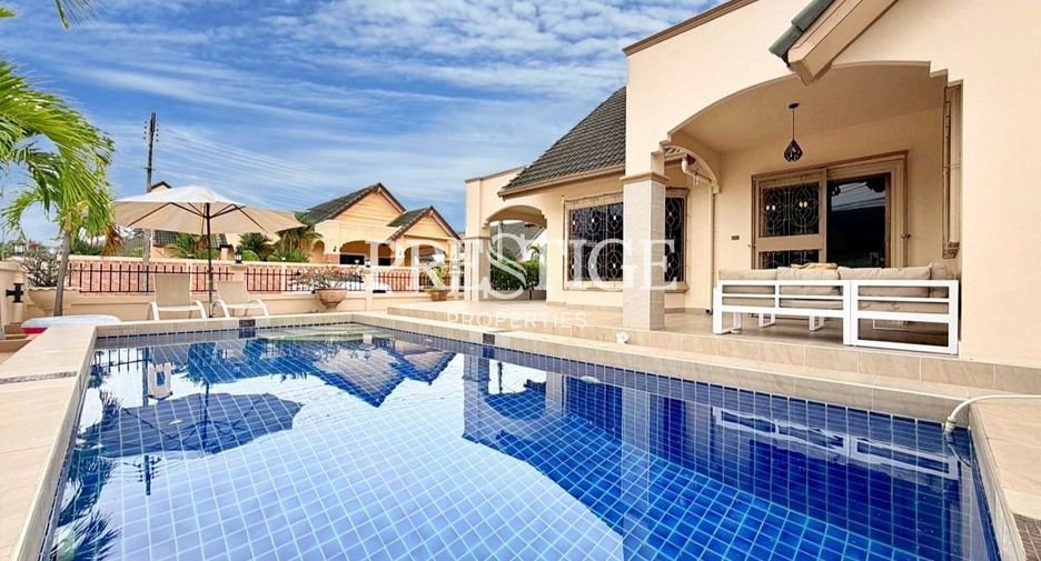 For sale 3 bedrooms house in East Pattaya, Pattaya