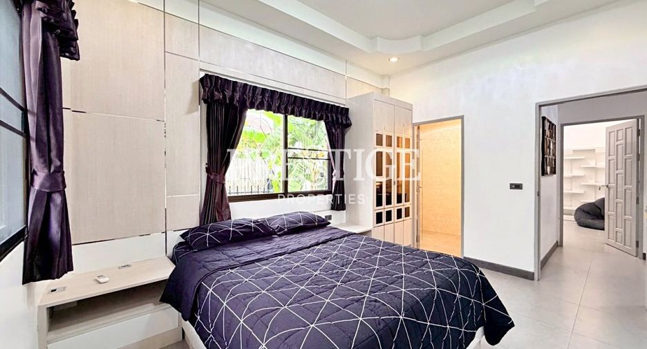 For sale 3 bedrooms house in East Pattaya, Pattaya