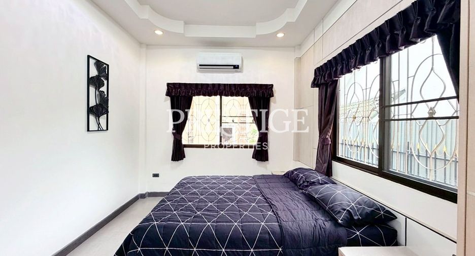 For sale 3 bedrooms house in East Pattaya, Pattaya
