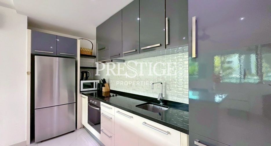 For sale 3 bedrooms condo in Bang Lamung, Chonburi