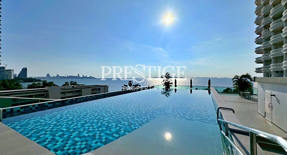 For sale 3 bedrooms condo in Bang Lamung, Chonburi