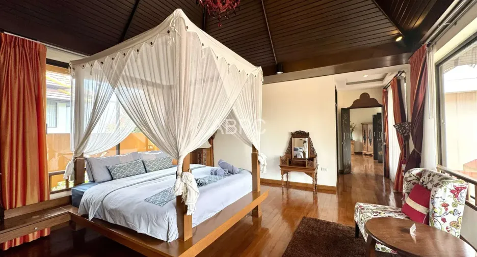 For rent and for sale 5 bedrooms house in Bang Lamung, Chonburi