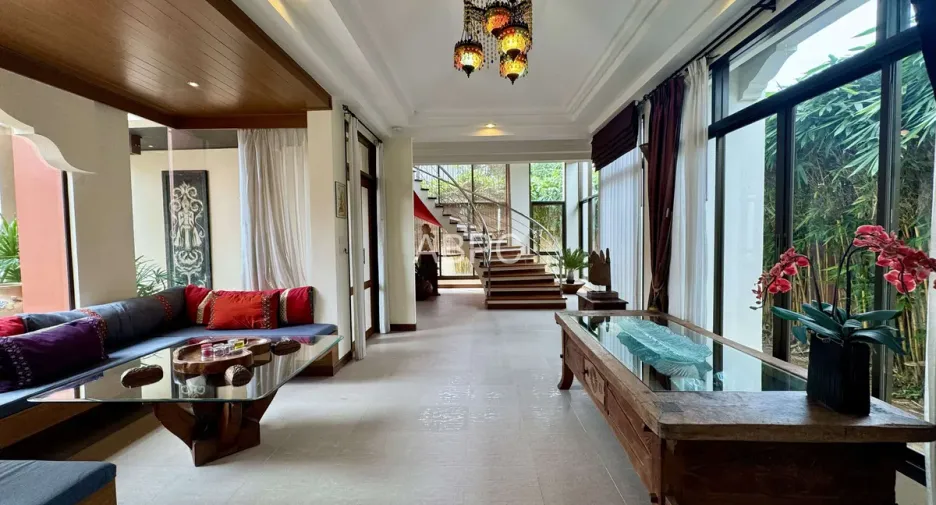 For rent and for sale 5 bedrooms house in Bang Lamung, Chonburi