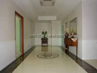 For rent and for sale 6 bedrooms house in Bang Lamung, Chonburi
