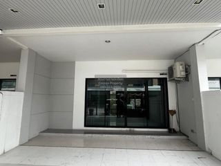 For sale 2 bedrooms townhouse in Min Buri, Bangkok
