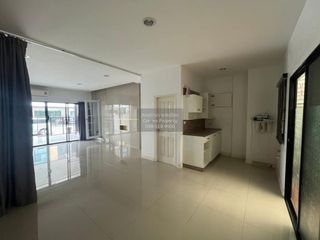 For sale 2 bedrooms townhouse in Min Buri, Bangkok