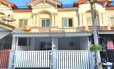 Reihenhaus zum Kauf mit 3 Zimmer in Bang Phli, Samut Prakan
